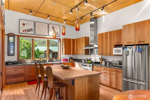 Kitchen - 1013 Riverside Ave, Twisp, WA 98856 photo 1 of 3