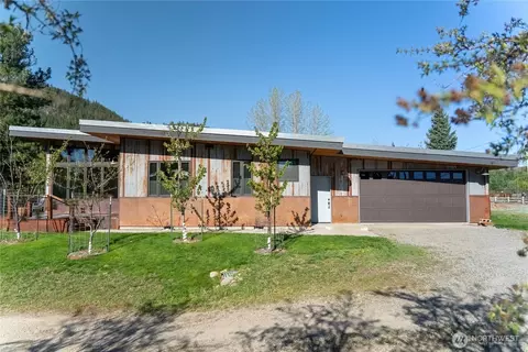 Exterior - 1013 Riverside Ave, Twisp, WA 98856 photo 8 of 8