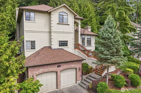 15430 SE 67th Pl, Bellevue, WA 98006