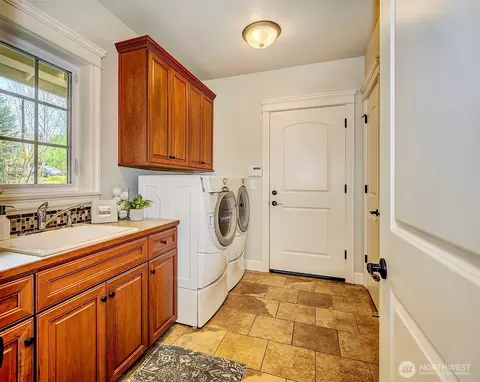 941 Glen St, Edmonds, WA 98020 photo 13