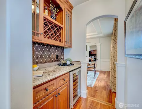 941 Glen St, Edmonds, WA 98020 photo 9