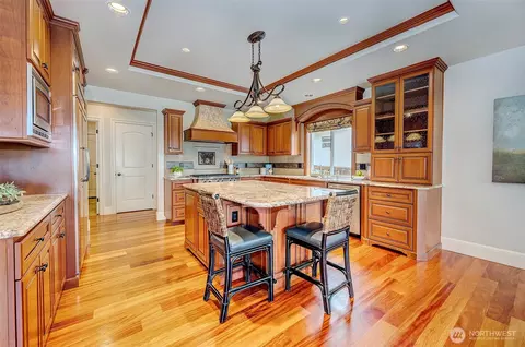 941 Glen St, Edmonds, WA 98020 photo 8