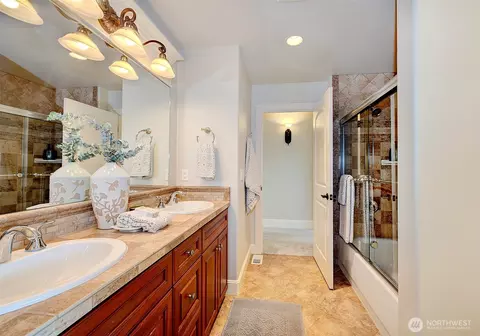 941 Glen St, Edmonds, WA 98020 photo 25