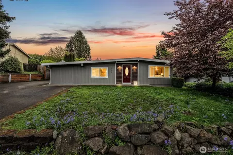 616 S 318th Pl, Federal Way, WA 98003