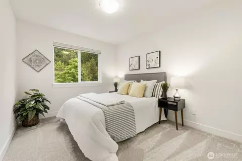 Bedroom - 18928 10th Dr SE, Bothell, WA 98012 photo 3 of 4