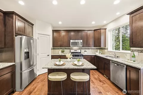 Kitchen - 18928 10th Dr SE, Bothell, WA 98012 photo 1 of 2
