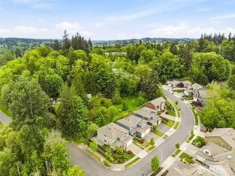 View/Area - 18928 10th Dr SE, Bothell, WA 98012 photo 3 of 4