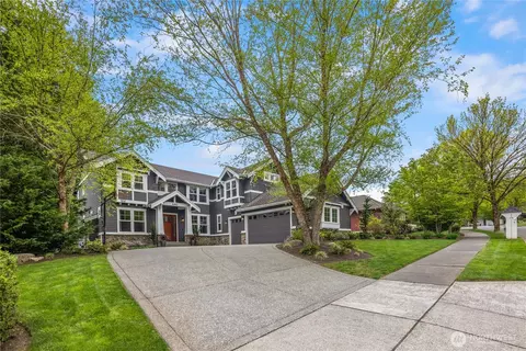 6410 Fairway Pl SE, Snoqualmie, WA 98065
