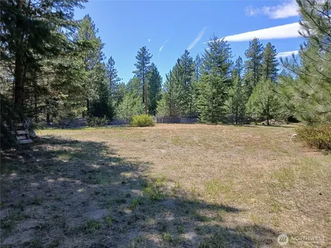 38 Broser Way W, Tonasket, WA 98855