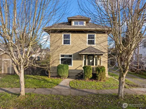 709 S Cedar St, Tacoma, WA 98405