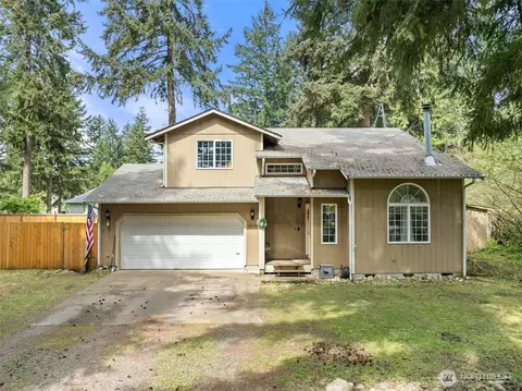22506 Crown Cir SE, Yelm, WA 98597