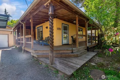 1831 10th Ave SE, Olympia, WA 98501