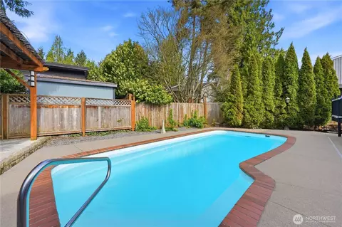 Exterior - 10430 34th Dr SE, Everett, WA 98208 photo 7 of 15