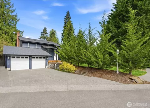 Exterior - 10430 34th Dr SE, Everett, WA 98208 photo 14 of 15