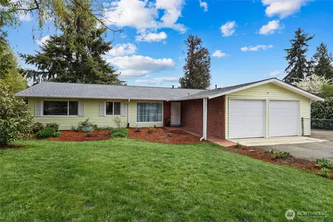 26132 19th Ave S, Des Moines, WA 98198