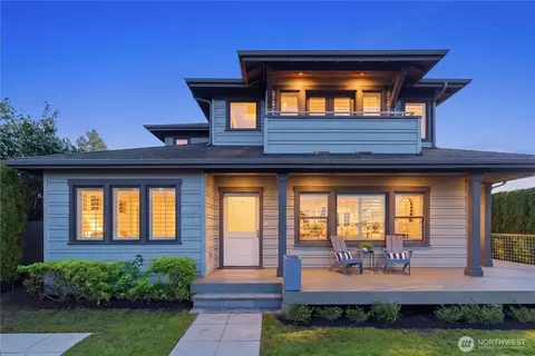 1204 6th St W, Kirkland, WA 98033