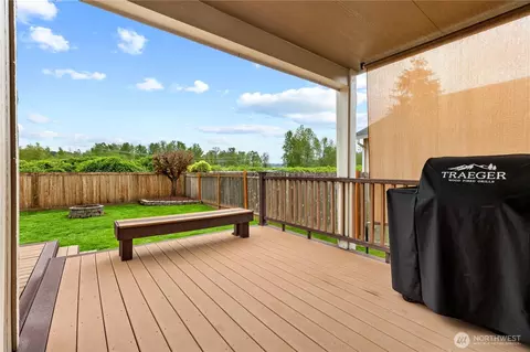 Exterior - 16118 93rd St E, Sumner, WA 98390 photo 2 of 5