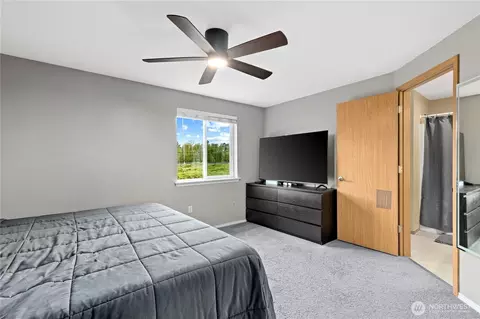Bedroom - 16118 93rd St E, Sumner, WA 98390 photo 1 of 3