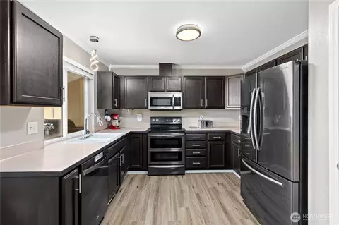 Kitchen - 16118 93rd St E, Sumner, WA 98390 photo 2 of 2