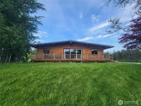 663 Whiskey Creek Beach Rd, Port Angeles, WA 98363