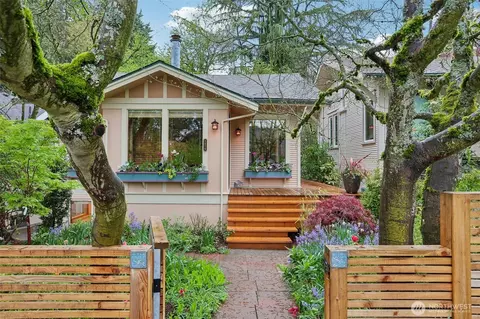 1514 NE 70th St, Seattle, WA 98115
