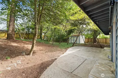 Exterior - 9012 NE 178th St, Bothell, WA 98011 photo 4 of 8