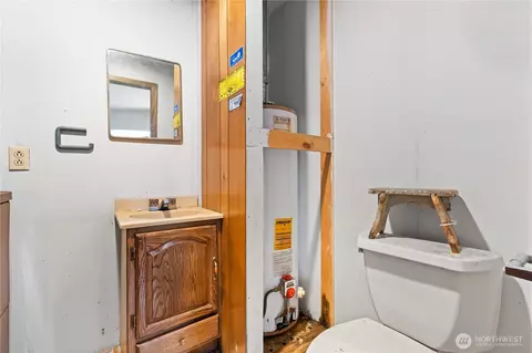 Bath - 9012 NE 178th St, Bothell, WA 98011 photo 1 of 3