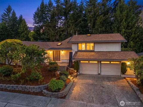 14116 NE 62nd St, Redmond, WA 98052