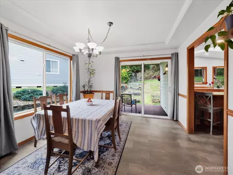 Dining - 15220 197th St E, Orting, WA 98360 photo 1 of 3