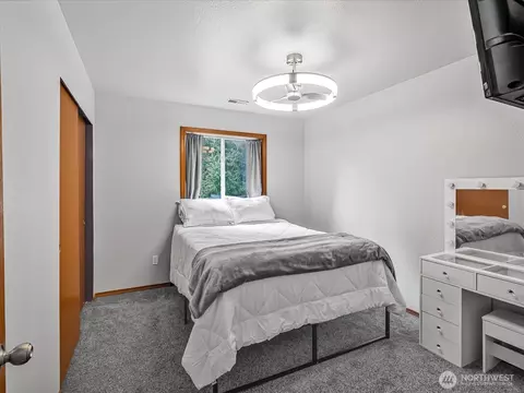 Bedroom - 15220 197th St E, Orting, WA 98360 photo 4 of 5