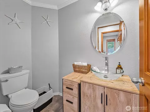 Bath - 15220 197th St E, Orting, WA 98360 photo 1 of 5