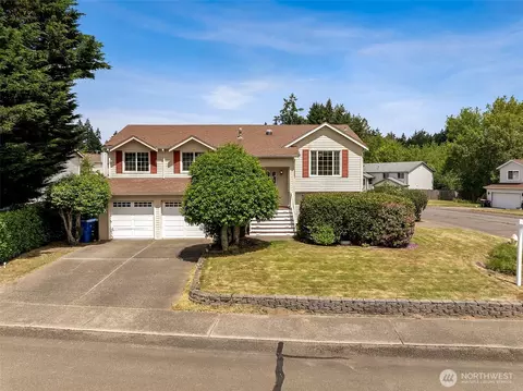 7516 Magnolia Ct SE, Lacey, WA 98503