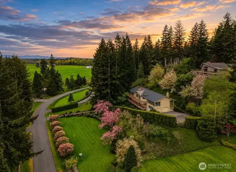 40215 278th Ave SE, Enumclaw, WA 98022