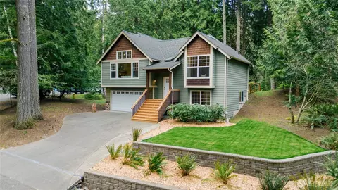 11 Gray Birch Ln, Bellingham, WA 98229