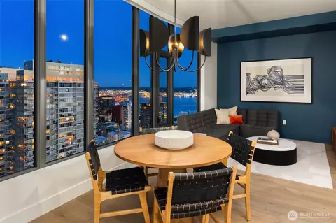 2510 6th Ave #3902, Seattle, WA 98121