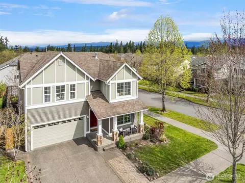 33908 SE Sorenson St, Snoqualmie, WA 98065