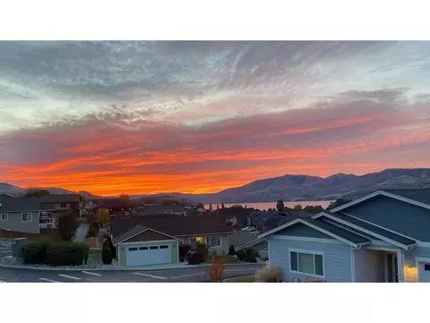 317 Village Dr, Manson, WA 98831