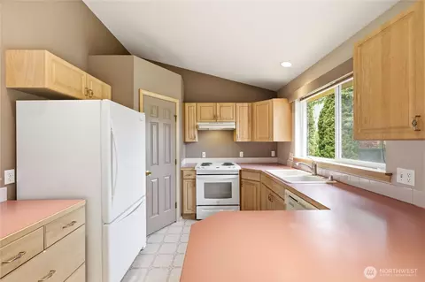 Kitchen - 40 Liberty Way, Sequim, WA 98382 photo 1 of 2