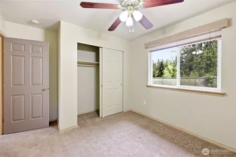 Bedroom - 40 Liberty Way, Sequim, WA 98382 photo 2 of 5