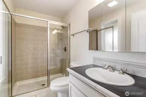 Bath - 2578 Wainwright Pl, Walla Walla, WA 99362 photo 1 of 3