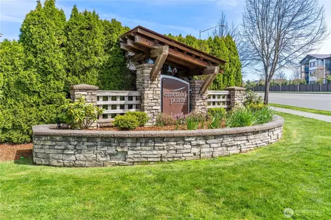 17410 118th Avenue Ct E #C, Puyallup, WA 98374