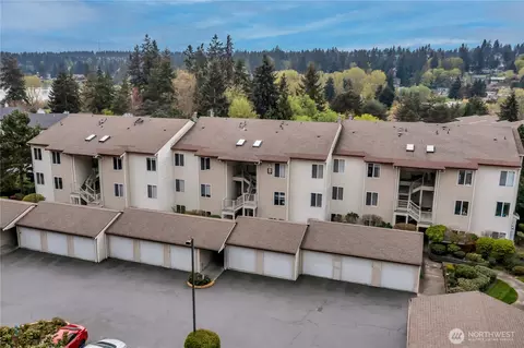 23009 Lakeview Dr #B103, Mountlake Terrace, WA 98043