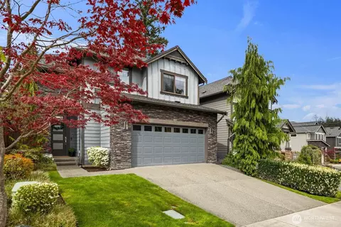 Exterior - 3725 200th Pl SE, Bothell, WA 98012 photo 2 of 5