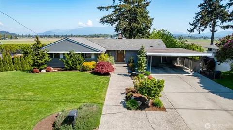 12103 Hilynn Dr, Burlington, WA 98233