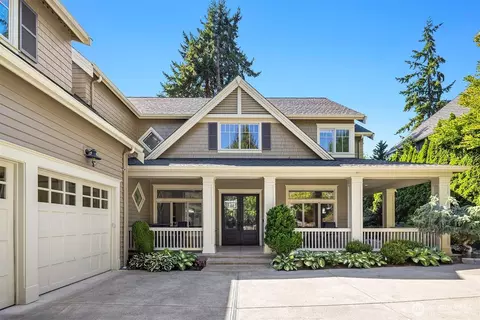 805 92nd Ave NE, Bellevue, WA 98004