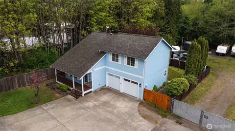 1231 NE Beaumont Ln, Bremerton, WA 98311
