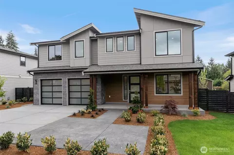 7825 NE 143rd St, Kirkland, WA 98034