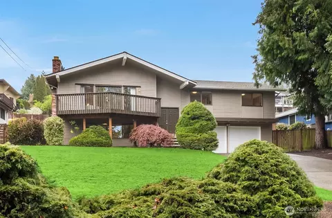 6514 113th Ave NE, Kirkland, WA 98033