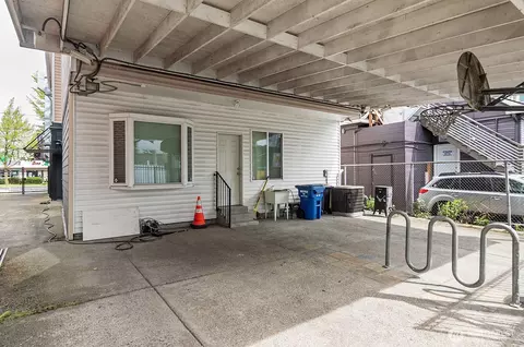 Exterior - 3015 Beacon Ave S, Seattle, WA 98144 photo 2 of 4