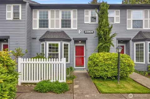 23909 56th Ct S #F3, Kent, WA 98032